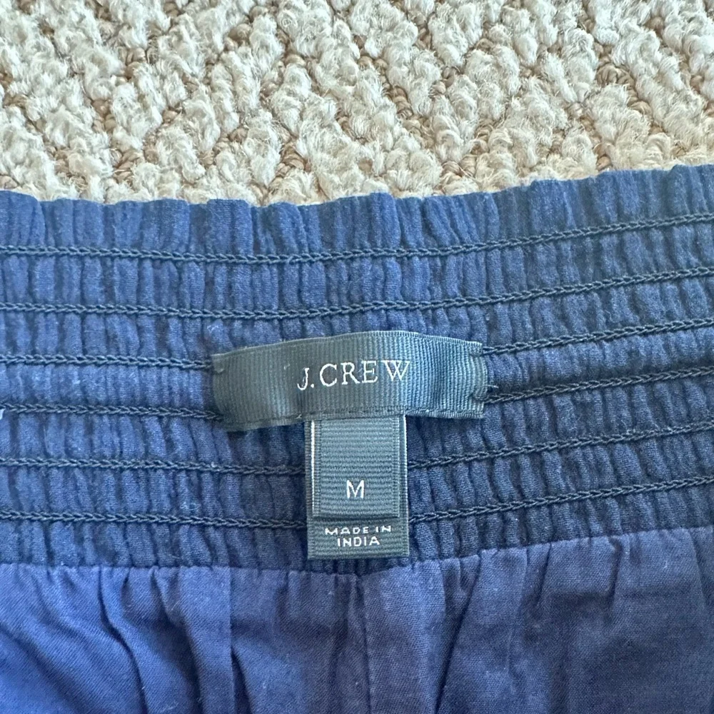 J. Crew Embroidered Mosaic Pull- On Shorts Size M - Picture 3 of 4